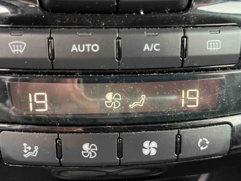 Used PEUGEOT 2008 1.2 PureTech 110ch Allure S&S EAT6 2018 Emerald Crystal € 9490 in Toul