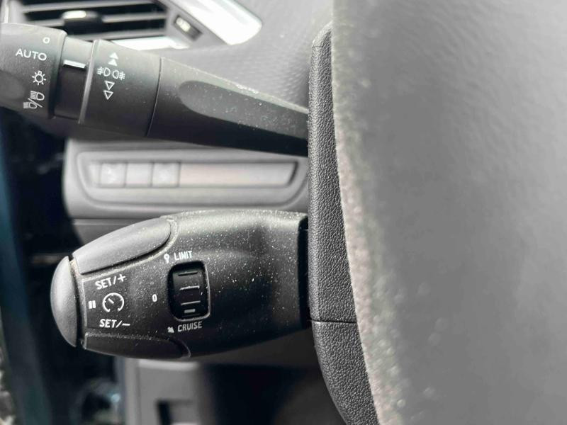 Used PEUGEOT 2008 1.2 PureTech 110ch Allure S&S EAT6 2018 Emerald Crystal € 9490 in Toul