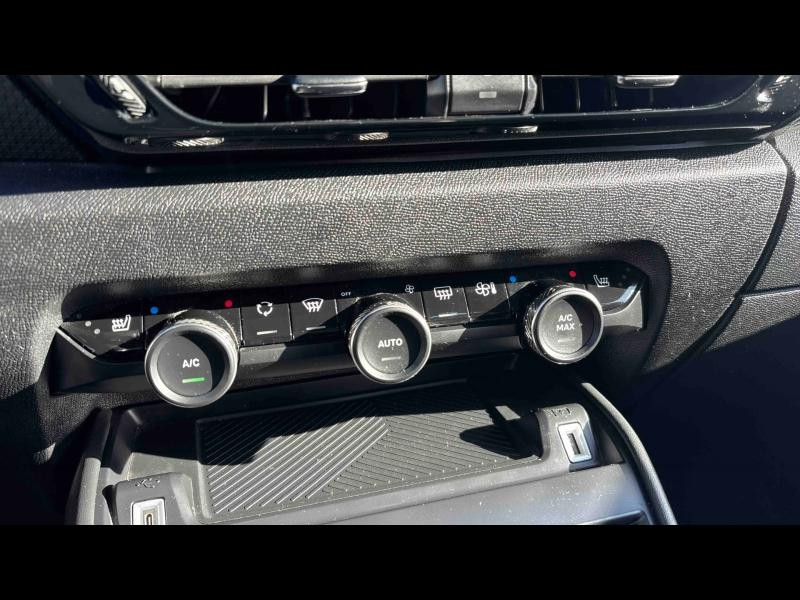 Used CITROEN C4 PureTech 130ch S&S Shine EAT8 2021 Bleu Iceland (N) € 16990 in Toul