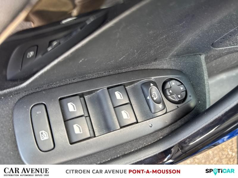 Occasion PEUGEOT 2008 1.2 PureTech 110ch E6.c Signature S&S 5cv 2019 Bleu Quasar 9990 € à Pont-à-Mousson