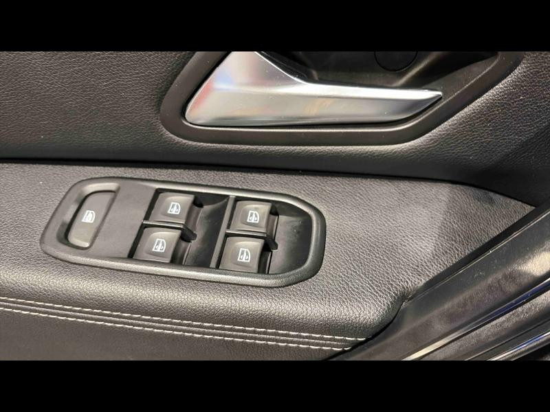 Used DACIA Duster 1.3 TCe 130ch FAP Prestige 4x2 - 20 2020 Bleu € 14600 in Pont-à-Mousson