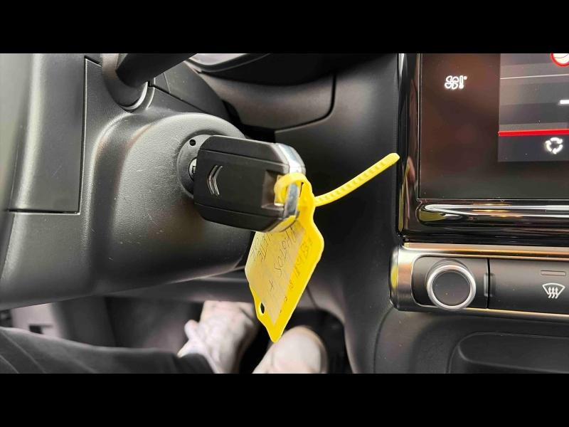 Used CITROEN C3 1.2 PureTech 83ch S&S C-Series 123g 2023 Gris Acier (M) - Noir Perla Nera € 12990 in Pont-à-Mousson