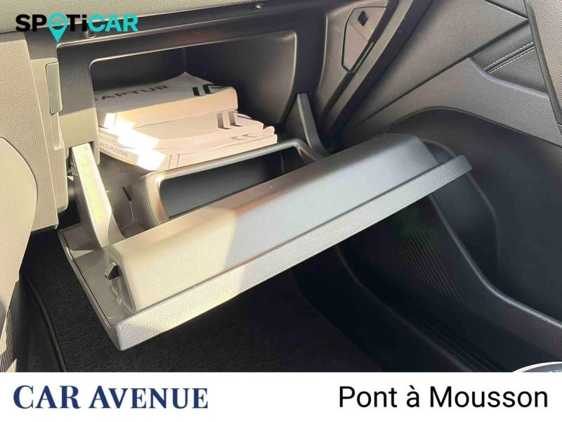 Used RENAULT Captur 1.6 E-Tech hybride 145ch Techno 2023 Gris Highland € 21990 in Pont-à-Mousson