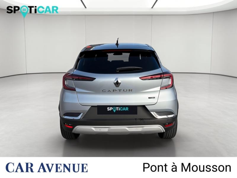 Used RENAULT Captur 1.6 E-Tech hybride 145ch Techno 2023 Gris Highland € 21990 in Pont-à-Mousson