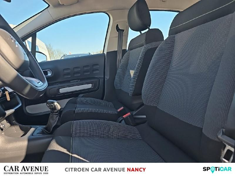 Used CITROEN C3 PureTech 82ch Graphic S&S E6.d 2019 Blanc Banquise - Rouge Aden € 9990 in Nancy