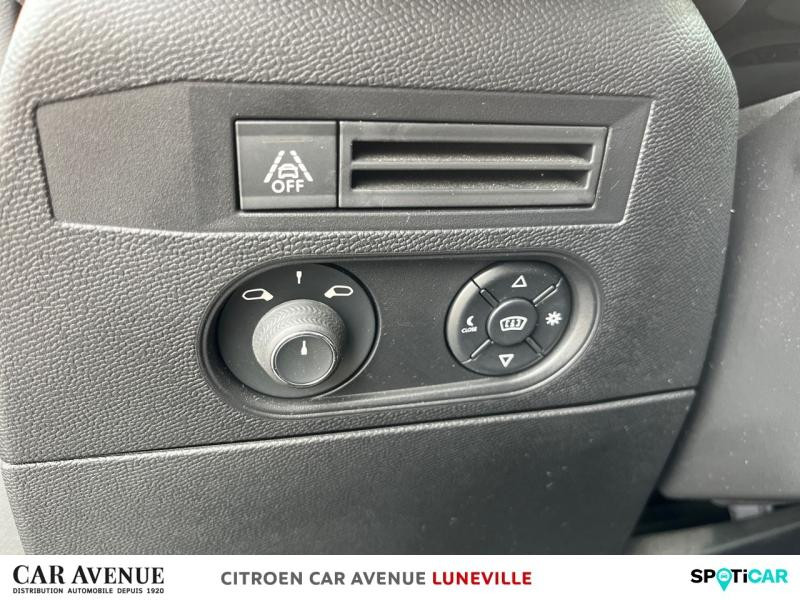 Occasion DS DS 3 Crossback PureTech 130ch Grand Chic Automatique 2019 Whisper (M) - Toit Noir Onyx 17890 € à Nancy