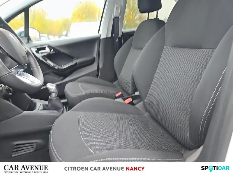 Occasion PEUGEOT 208 1.2 PureTech 82ch Style 5p 2016 Blanc Banquise 9990 € à Nancy