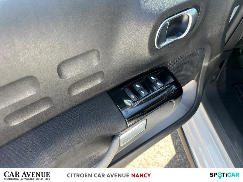 Occasion CITROEN C3 1.2 PureTech 83ch S&S Shine 2021 Blanc Banquise (O) - Rouge Aden 10390 € à Nancy