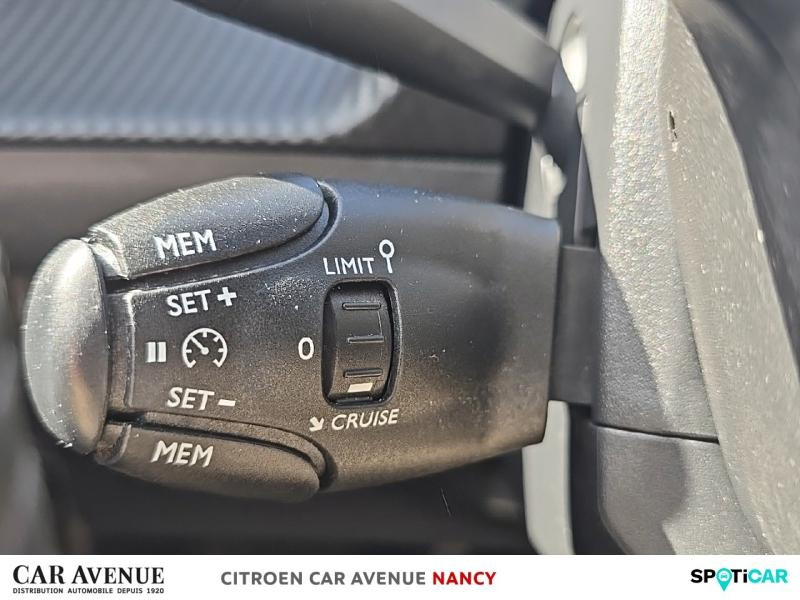 Used PEUGEOT 208 1.2 PureTech 75ch S&S Style 2021 Rouge Elixir (V) € 12390 in Nancy