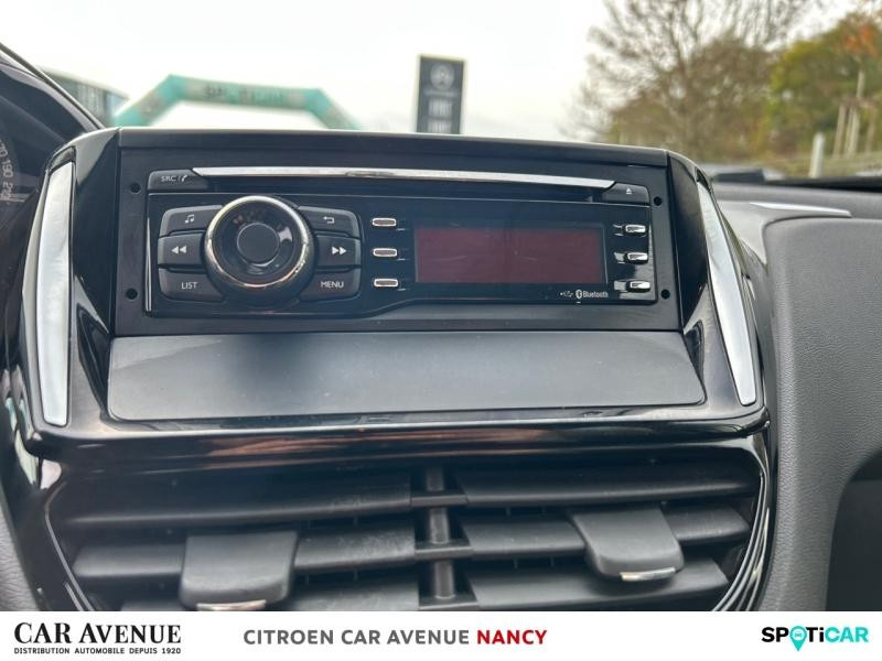 Used PEUGEOT 208 1.2 PureTech 68ch E6.c Like 5p 2019 Blanc Banquise € 7990 in Nancy