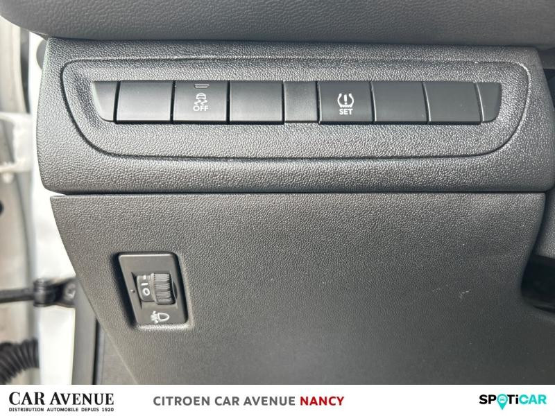Used PEUGEOT 208 1.2 PureTech 68ch E6.c Like 5p 2019 Blanc Banquise € 7990 in Nancy