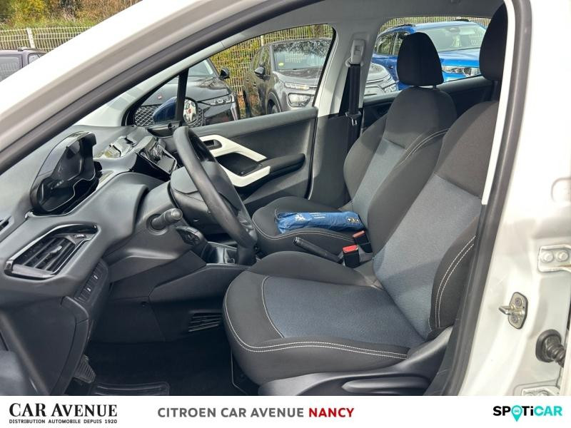 Used PEUGEOT 208 1.2 PureTech 68ch E6.c Like 5p 2019 Blanc Banquise € 7990 in Nancy