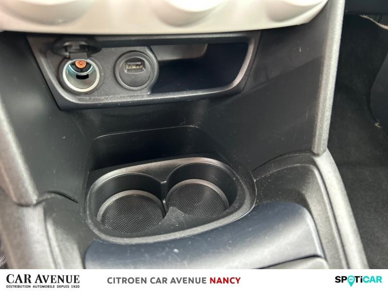 Used PEUGEOT 208 1.2 PureTech 68ch E6.c Like 5p 2019 Blanc Banquise € 7990 in Nancy