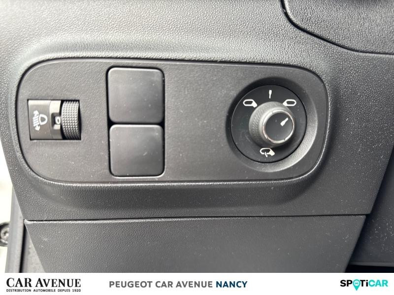 Occasion CITROEN C3 1.2 PureTech 83ch S&S Shine Pack 123g 2021 Blanc Banquise (O) - Bleu Emeraude 12590 € à Nancy