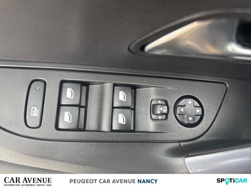 Occasion PEUGEOT 2008 1.2 PureTech 130ch S&S Allure EAT8 7cv 2020 Gris Artense (M) 14490 € à Nancy