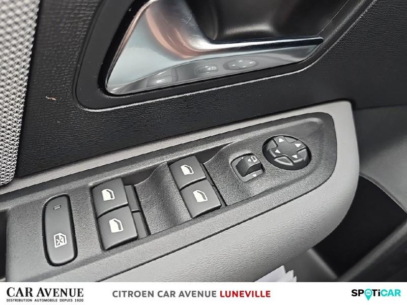 Occasion CITROEN C4 1.2 Hybride 145ch S&S COLLECTION Automatique 2025 Blanc Okénite (M) - Toit Noir Perla 28790 € à Nancy