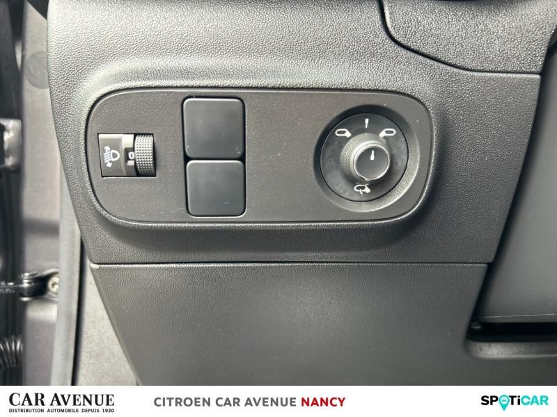 Occasion CITROEN C3 1.2 PureTech 110ch S&S Shine 124g 2021 Gris Platinium (M) - Rouge Aden 12990 € à Nancy
