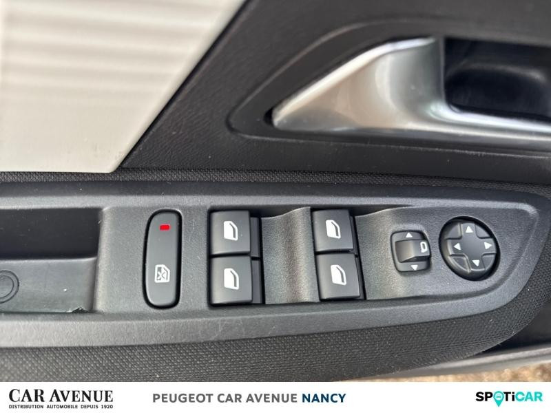 Occasion CITROEN C4 Sté 1.2 PureTech100 Live Pack Business R 2023 Blanc Banquise 13990 € à Nancy