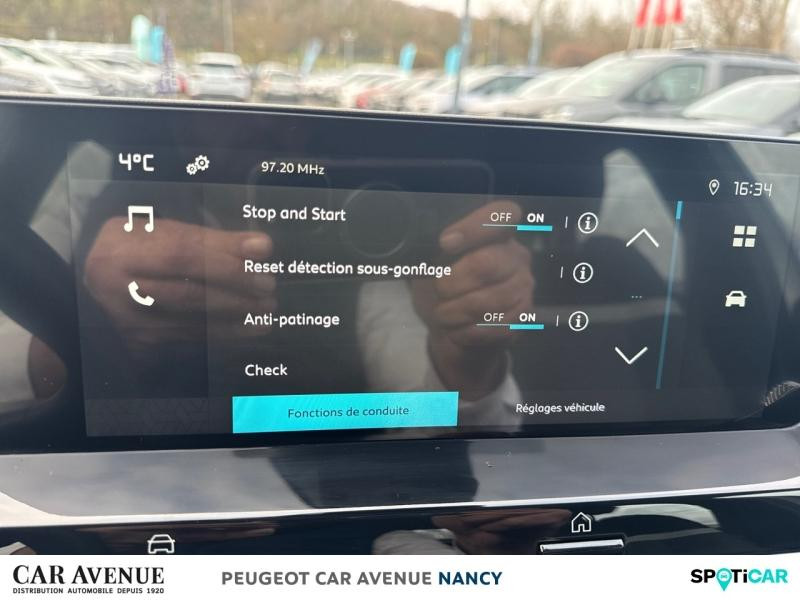 Occasion CITROEN C4 Sté 1.2 PureTech100 Live Pack Business R 2023 Blanc Banquise 13990 € à Nancy
