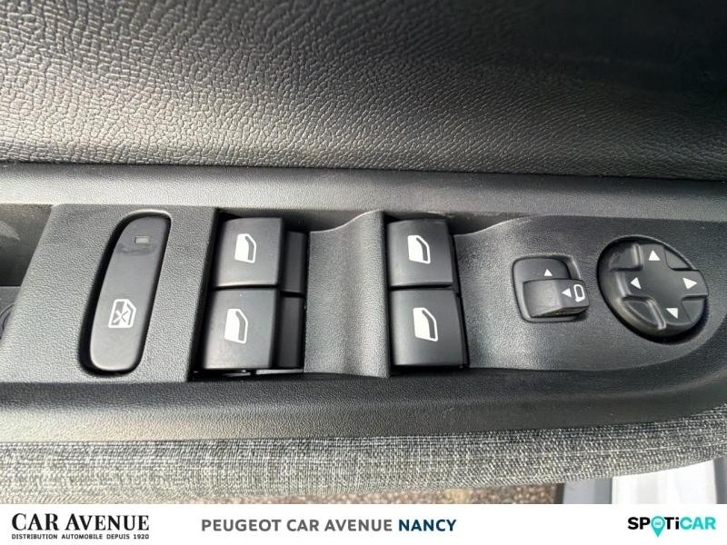 Occasion CITROEN C3 Aircross 1.2 Turbo 100ch PLUS 2025 Blanc Banquise (O) + Noir Perla Nera 22650 € à Nancy