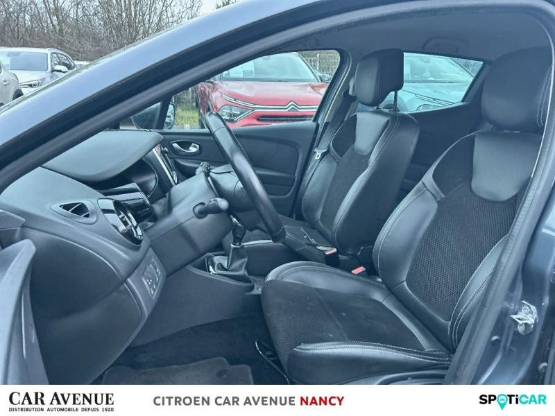 Used RENAULT Clio 0.9 TCe 90ch Zen 5p 2018 Bleu Iron € 10790 in Nancy