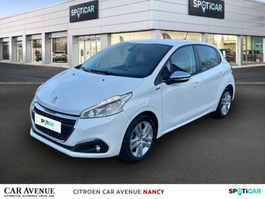 Used PEUGEOT 208 1.2 PureTech 82ch E6.c Signature 5p 2019 Blanc Banquise € 10,490 in Nancy