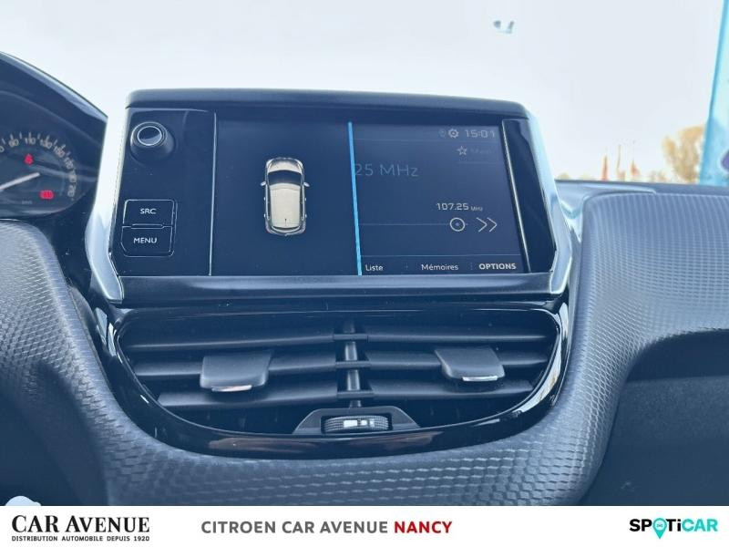 Used PEUGEOT 208 1.2 PureTech 82ch E6.c Signature 5p 2019 Blanc Banquise € 10490 in Nancy