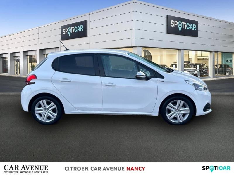 Used PEUGEOT 208 1.2 PureTech 82ch E6.c Signature 5p 2019 Blanc Banquise € 10490 in Nancy