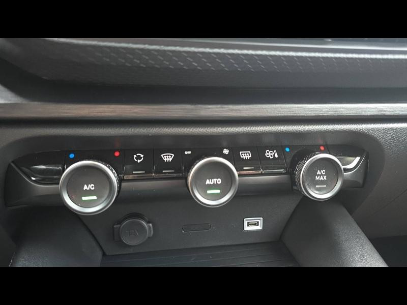 Used CITROEN C5 X 1.2 PureTech 130ch S&S PLUS boite automatique 2024 Blanc € 22790 in Nancy