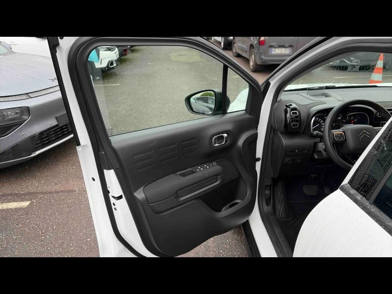 Used CITROEN C3 Aircross 1.2 PureTech 130ch S&S MAX Automatique 2024 Blanc € 19490 in Nancy