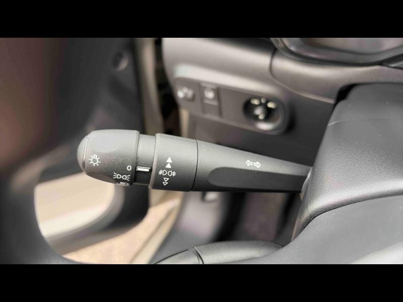 Used CITROEN C3 1.2 PureTech 83ch S&S YOU! 2023 Sable (N) - Blanc Opale € 12390 in Nancy