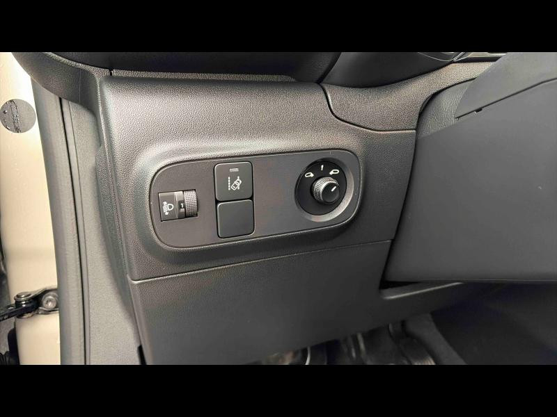 Used CITROEN C3 1.2 PureTech 83ch S&S YOU! 2023 Sable (N) - Blanc Opale € 12390 in Nancy