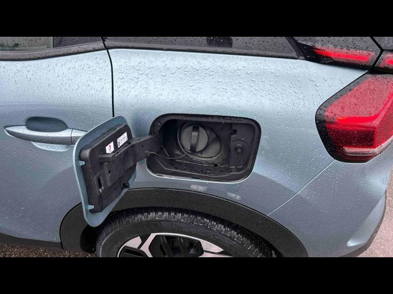 Used CITROEN C4 PureTech 130ch S&S Feel Pack EAT8 2021 Pack Color Anodised Deep Red € 16390 in Nancy