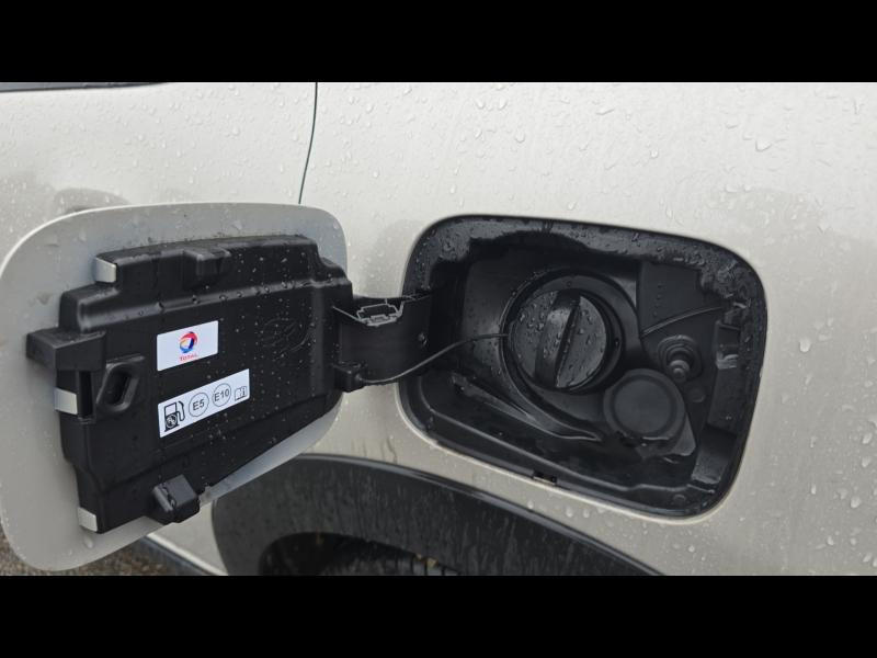 Used CITROEN C3 1.2 PureTech 110ch S&S Shine EAT6 2022 Sable (N) € 15490 in Nancy