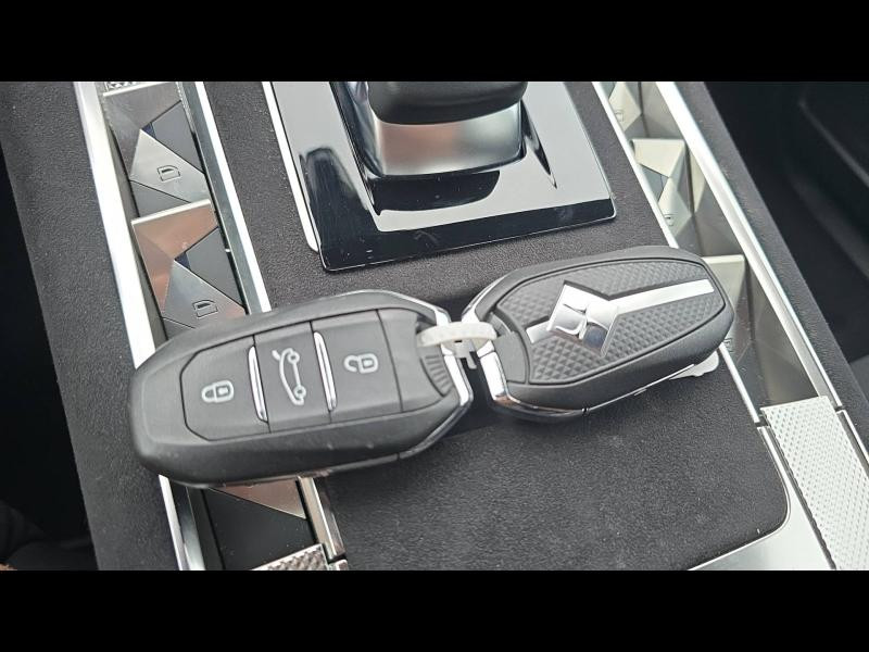 Used DS DS 7 Crossback E-TENSE 225ch Performance Line 2024 Gris Laqué (M) € 31990 in Nancy