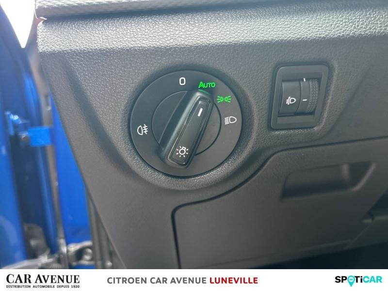 Occasion SKODA Kamiq 1.0 TSI Evo 110ch Ambition 2022 Bleu Racing métallisé 18290 € à Nancy