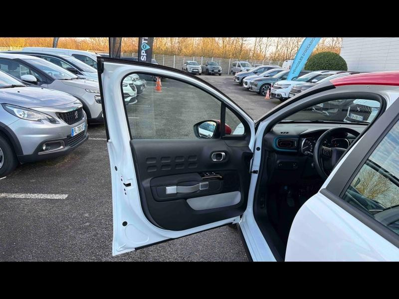 Occasion CITROEN C3 1.5 BlueHDi 100ch S&S Feel E6.d 2022 Blanc Banquise (O) - Rouge Aden 12490 € à Nancy
