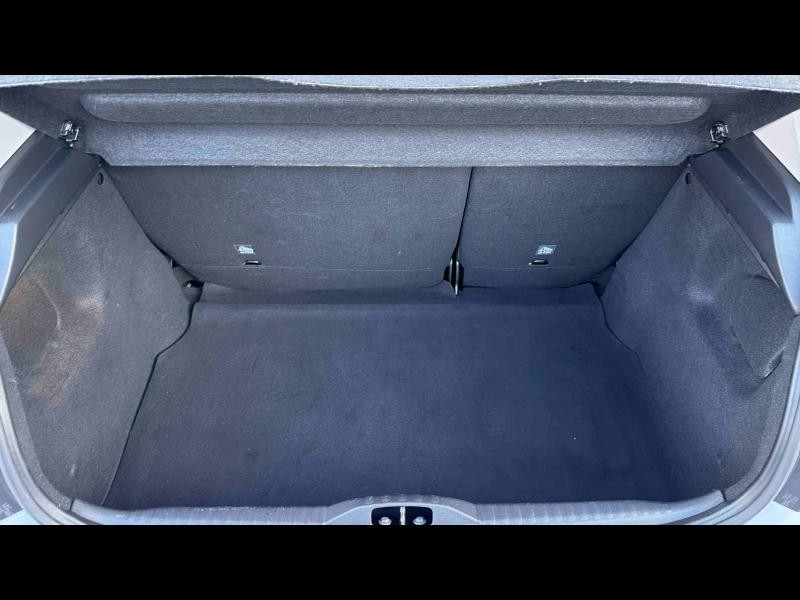 Occasion CITROEN C3 1.5 BlueHDi 100ch S&S Feel E6.d 2022 Blanc Banquise (O) - Rouge Aden 12490 € à Nancy