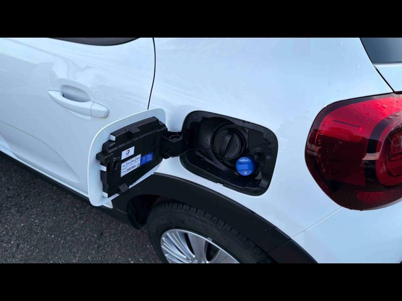 Occasion CITROEN C3 1.5 BlueHDi 100ch S&S Feel E6.d 2022 Blanc Banquise (O) - Rouge Aden 12490 € à Nancy