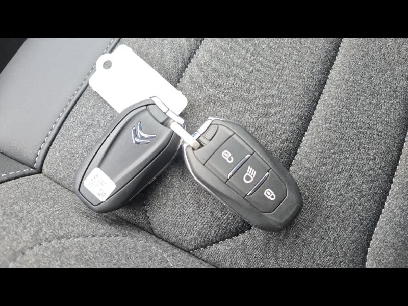 Used CITROEN C3 1.2 PureTech 110ch S&S Saint James 121g 2022 Sable (N) - Blanc Opale € 13990 in Nancy