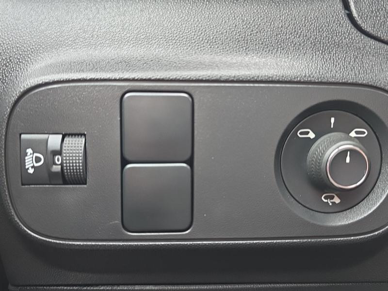 Used CITROEN C3 1.2 PureTech 110ch S&S Saint James 121g 2022 Sable (N) - Blanc Opale € 13990 in Nancy