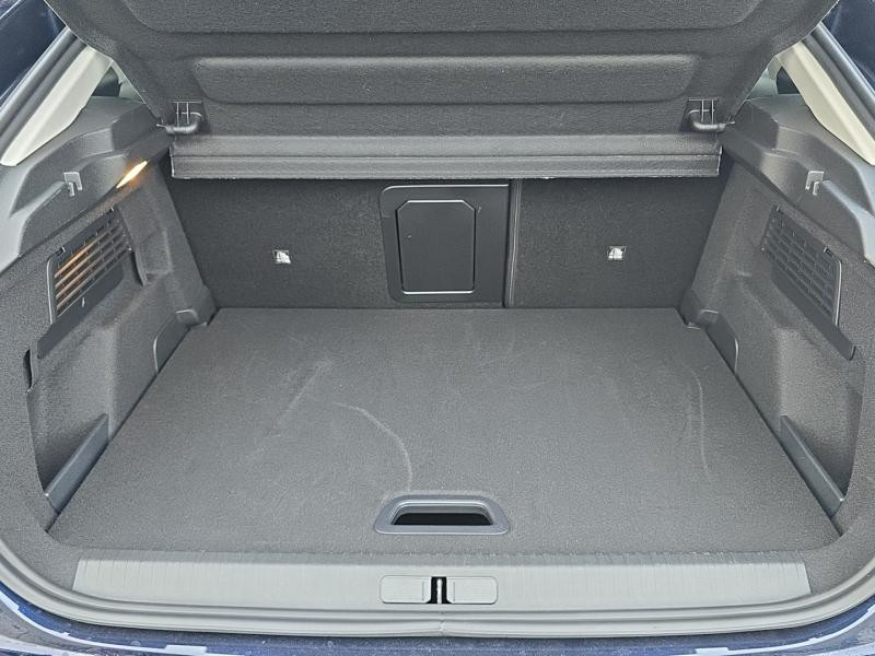 Used CITROEN C4 1.2 Hybride 145ch S&S MAX Automatique 2025 Bleu Eclipse (M) € 24390 in Nancy