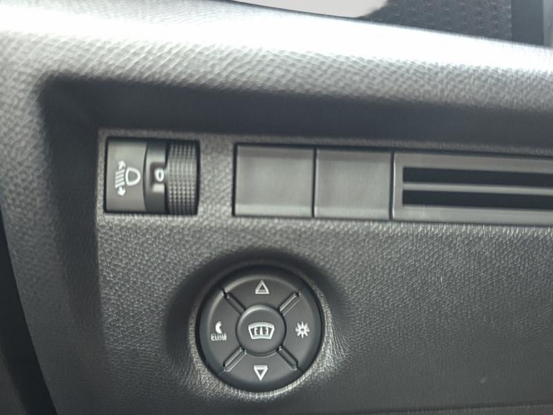 Used CITROEN C4 1.2 Hybride 145ch S&S MAX Automatique 2025 Bleu Eclipse (M) € 24390 in Nancy