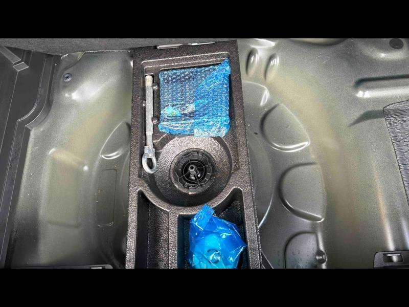 Used CITROEN C3 Aircross PureTech 110ch S&S Shine 2023 Noir Perla Nera (M) € 15990 in Nancy