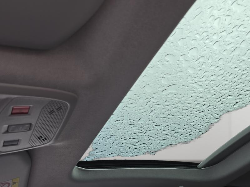 Used CITROEN C4 PureTech 130ch S&S Shine EAT8 2022 Noir Perla Nera (N) € 20490 in Nancy