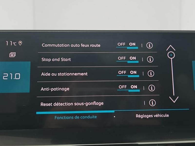 Used CITROEN C4 PureTech 130ch S&S Shine EAT8 2022 Noir Perla Nera (N) € 20490 in Nancy