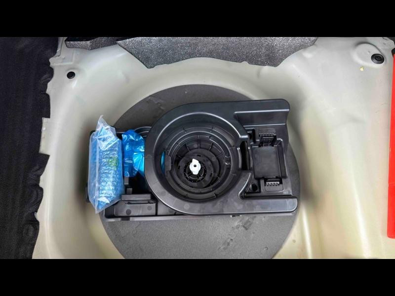 Used PEUGEOT 208 1.2 PureTech 100ch S&S Allure 2024 Gris Selenium (M) € 14490 in Nancy