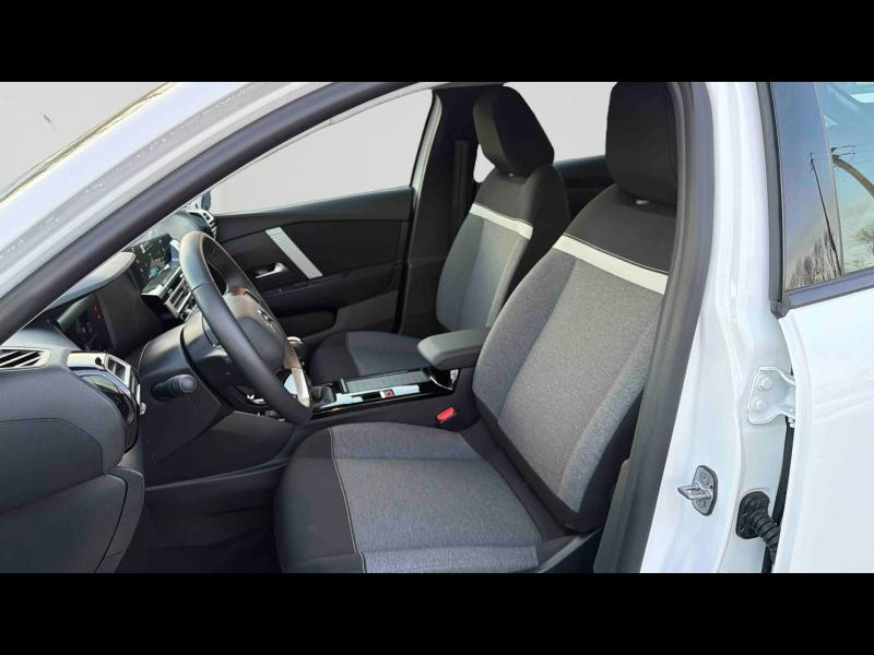 Used CITROEN C4 1.2 PureTech 100ch S&S YOU 2024 Blanc Banquise (O) € 18490 in Nancy