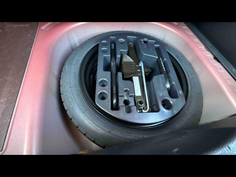 Occasion RENAULT Captur 1.2 TCe 120ch energy Intens EDC 2017 Rouge Flamme/Noir Etoilé 10490 € à Nancy