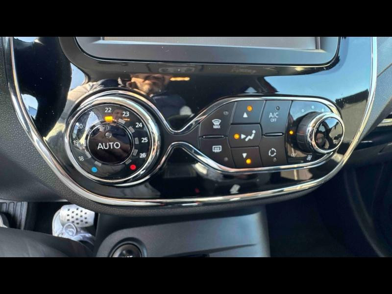 Occasion RENAULT Captur 1.2 TCe 120ch energy Intens EDC 2017 Rouge Flamme/Noir Etoilé 10490 € à Nancy